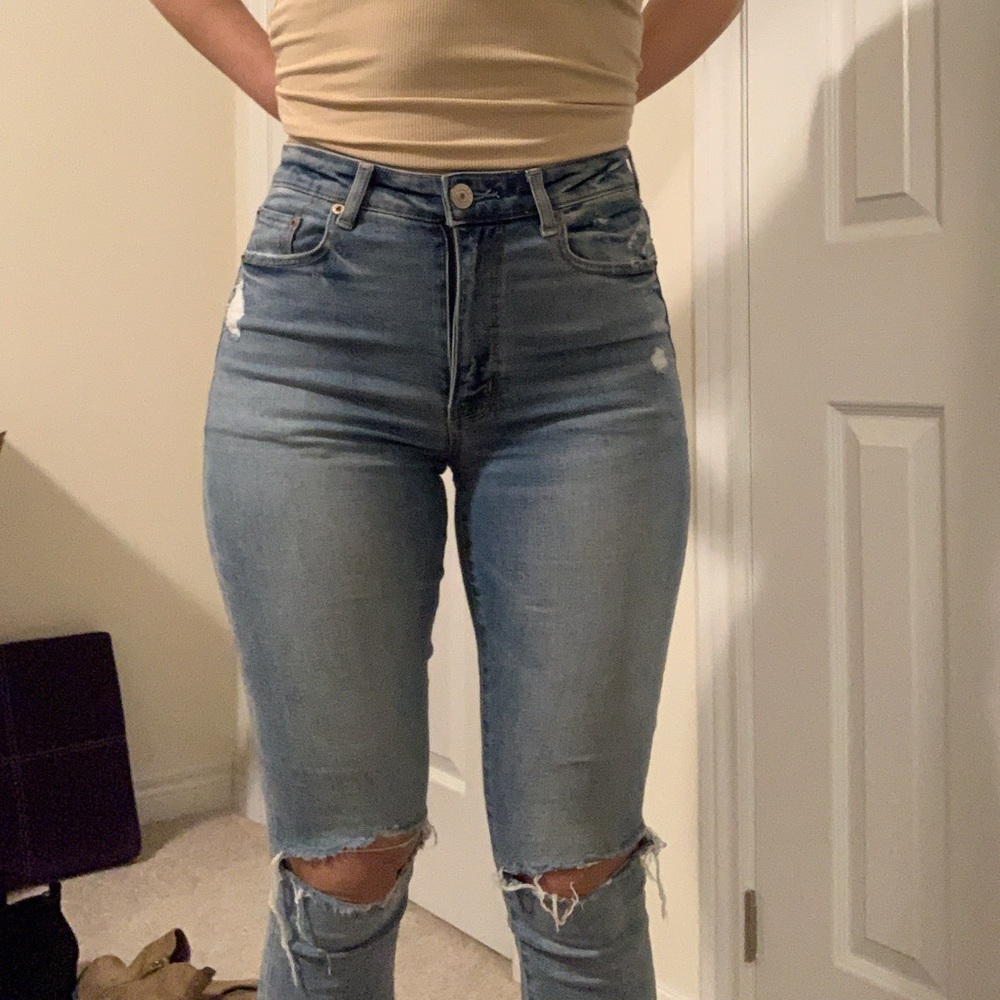 American Eagle ripped skinny jeans